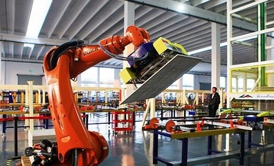 探訪威海南海新區(qū) 數(shù)字賦能，揭秘“無(wú)人工廠”背后的計(jì)算機(jī)信息技術(shù)